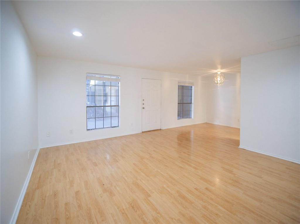 2401 Leon St - Photo 1