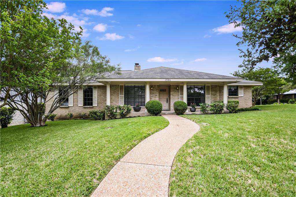 1501 Creek Holw - Photo 1