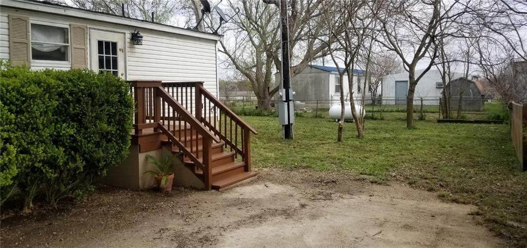 163 Walts Ln - Photo 1