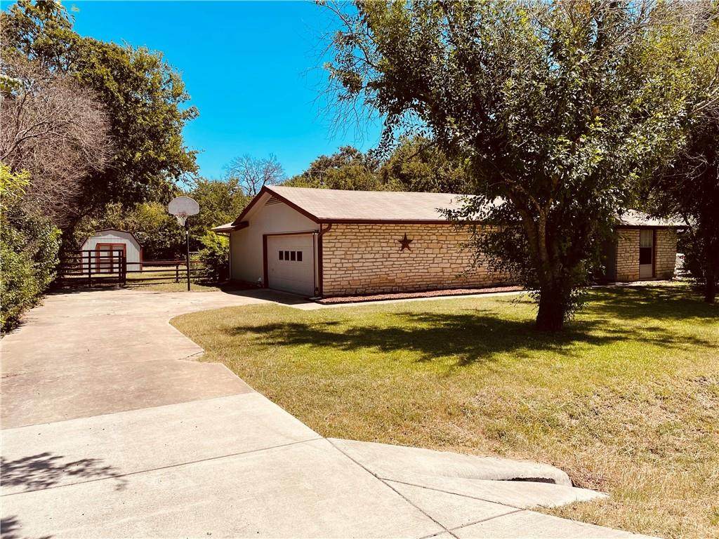 1908 Tipperary Dr - Photo 1