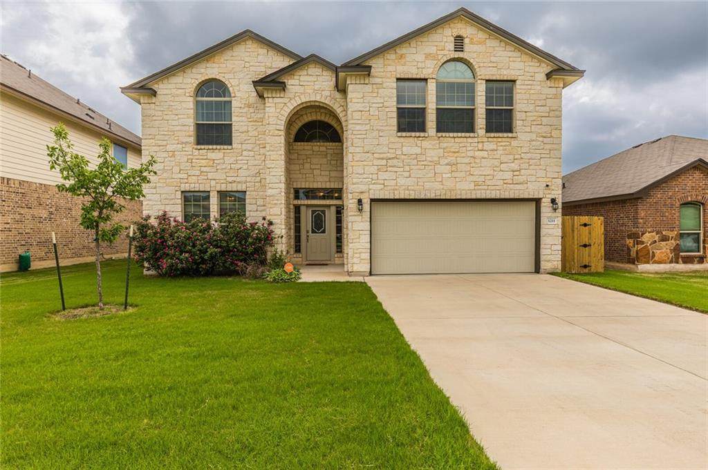 1211 Blue Leaf Dr - Photo 1