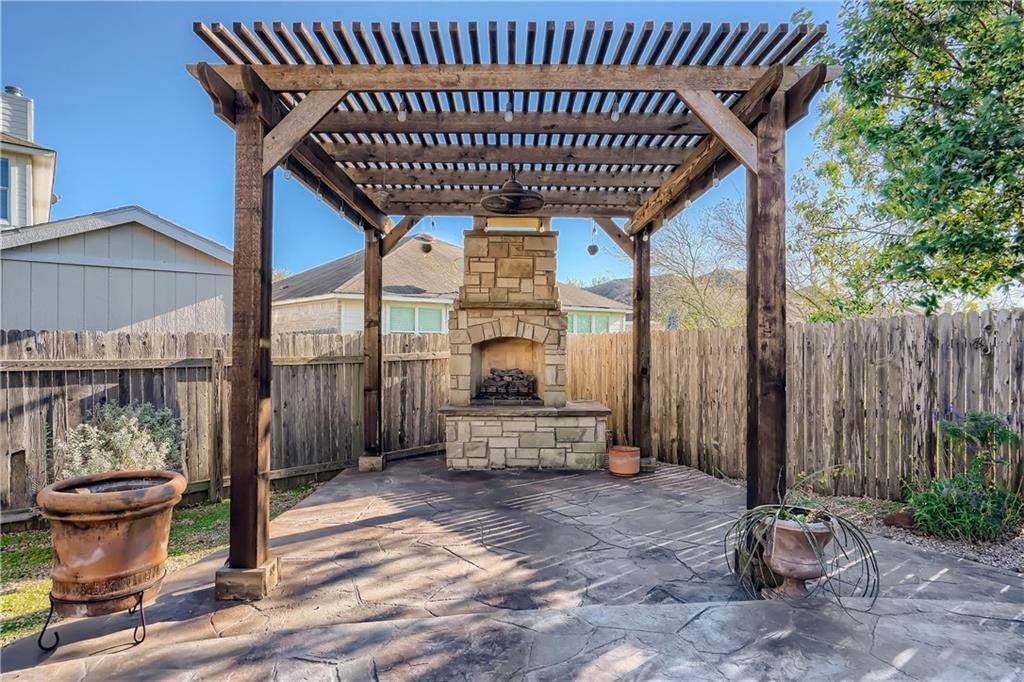 433 Nottingham Loop - Photo 1