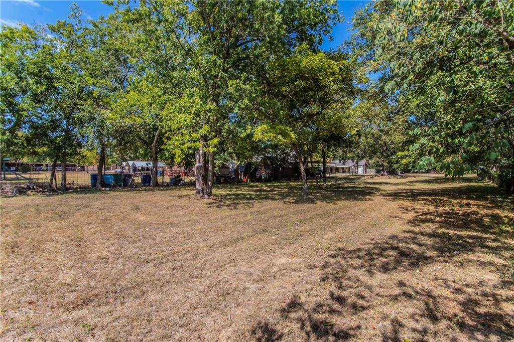 409 Brenham St - Photo 1