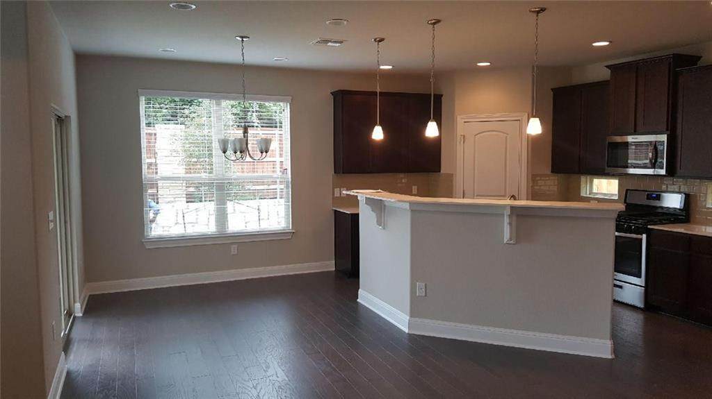 1015 Boatswain Way - Photo 1