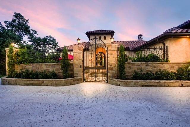 464 Paradise Hls - Photo 1