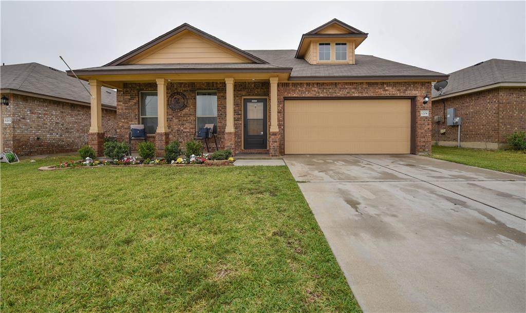 1204 Shims Blvd - Photo 1