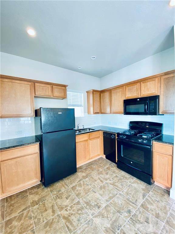 1007 Morrow St - Photo 1