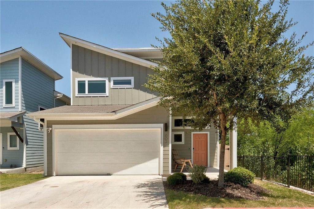 602 Bernstein St - Photo 1