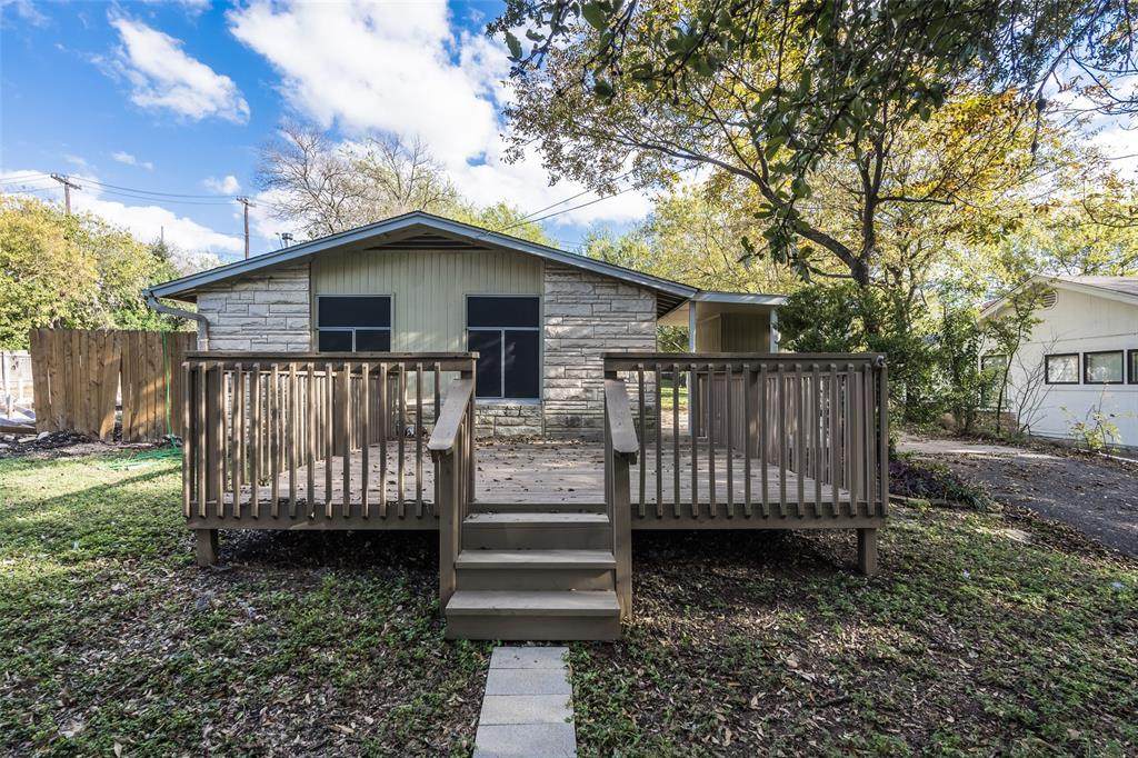 2409 Winsted Ln - Photo 1