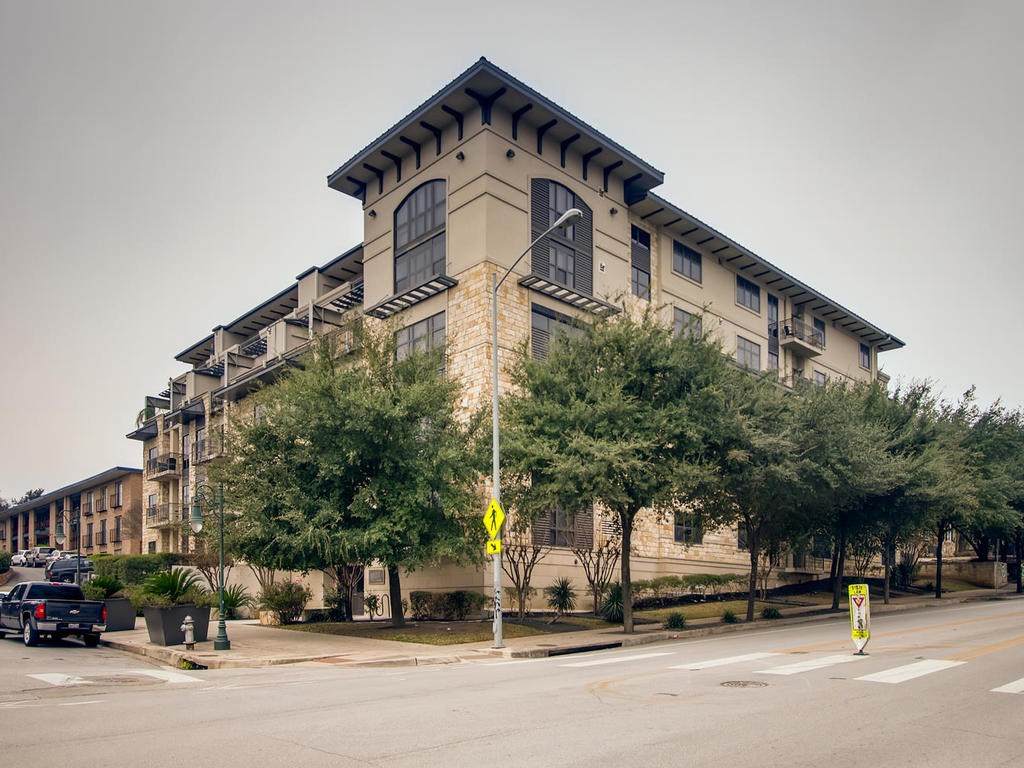 1812 West Ave - Photo 1
