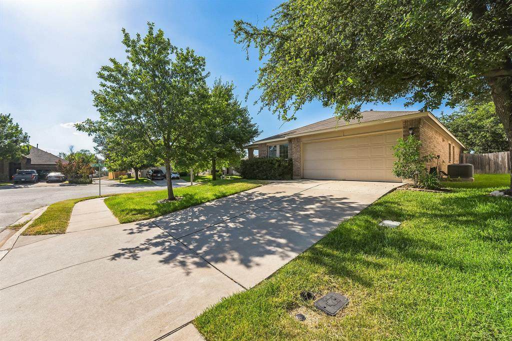 2519 Nightshade Dr - Photo 1