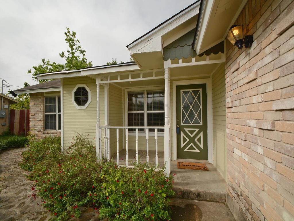 1007 Edgerly Ln - Photo 1