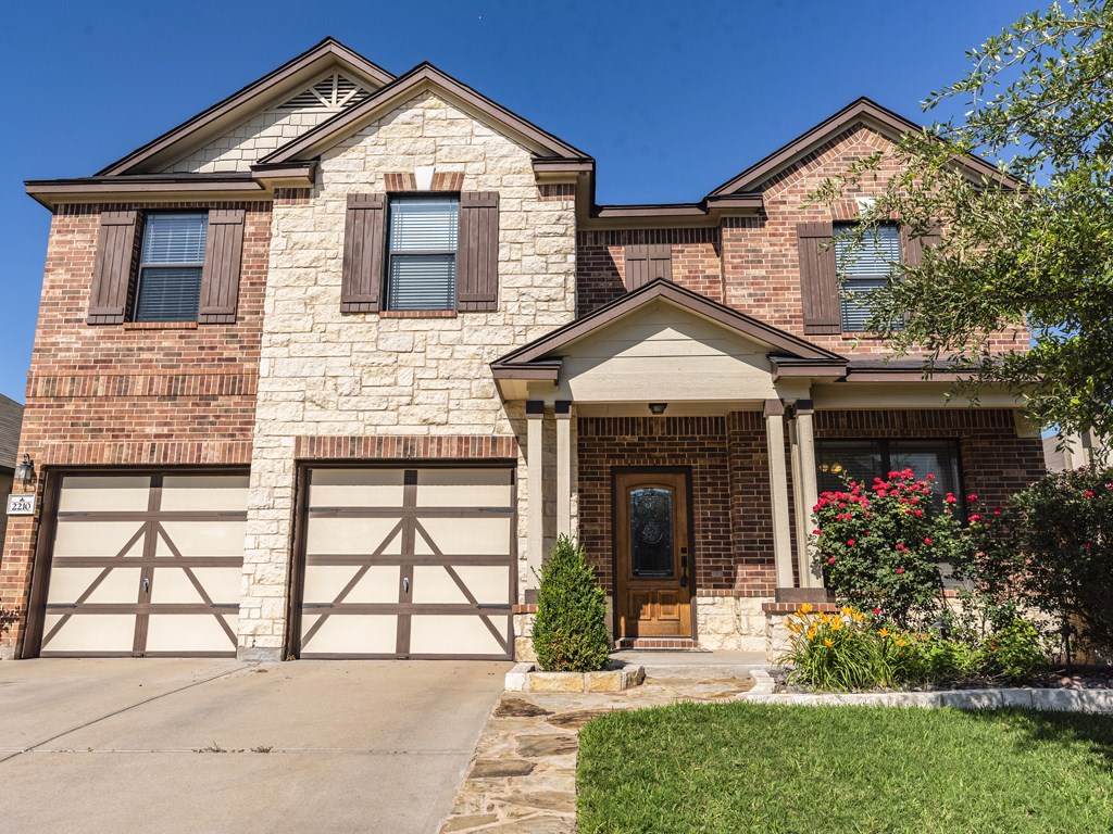 2210 Howry Dr - Photo 1