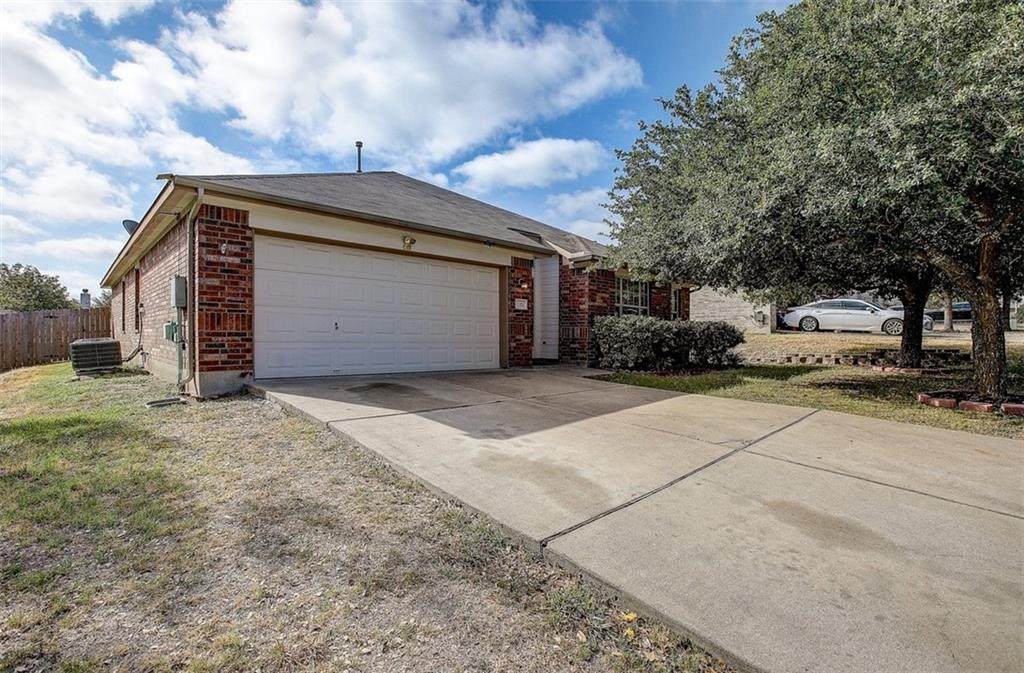 1385 Cherrywood - Photo 1