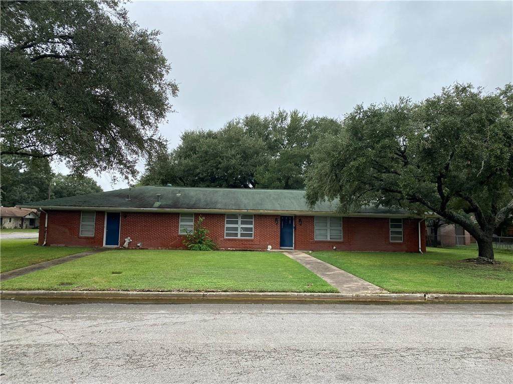 800 Vogel Dr - Photo 1
