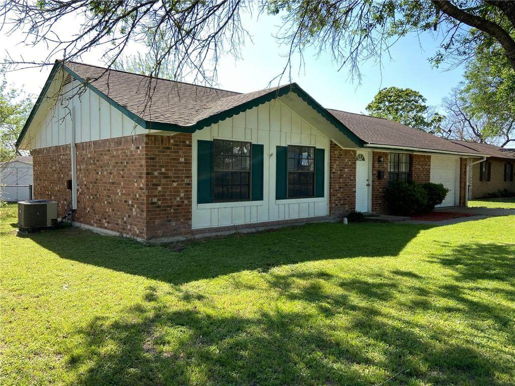 769 Main St - Photo 1