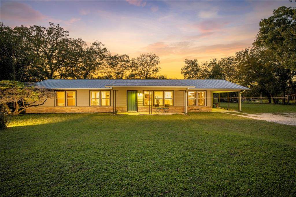 1903 River Rd - Photo 1