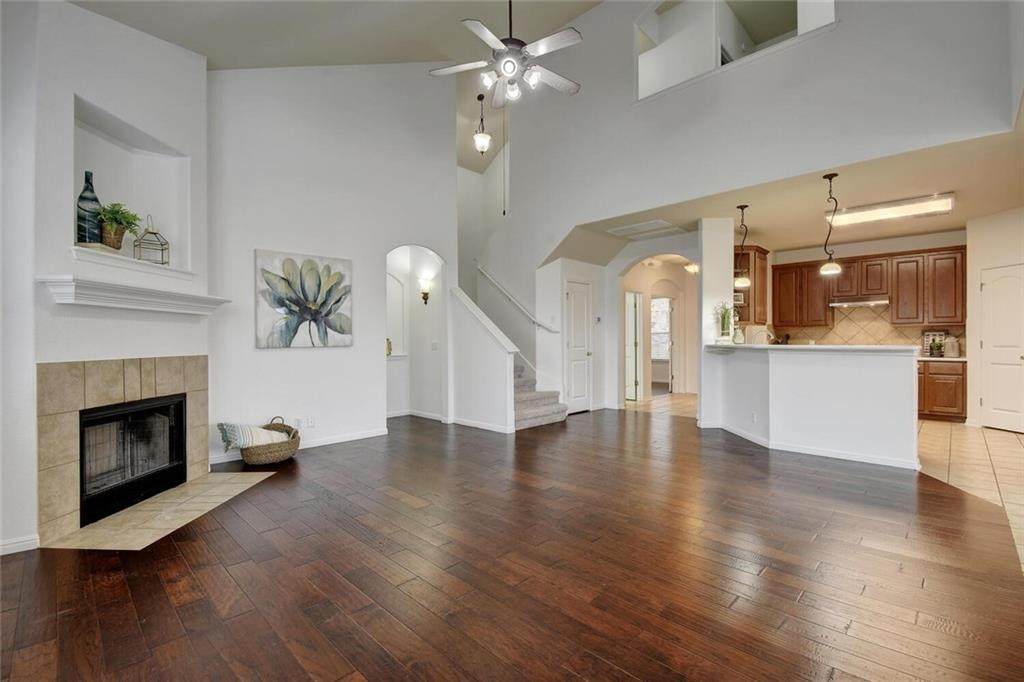 281 Dorset Ln - Photo 1