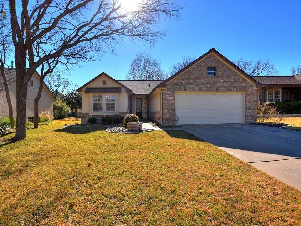 111 Stetson Trl - Photo 1