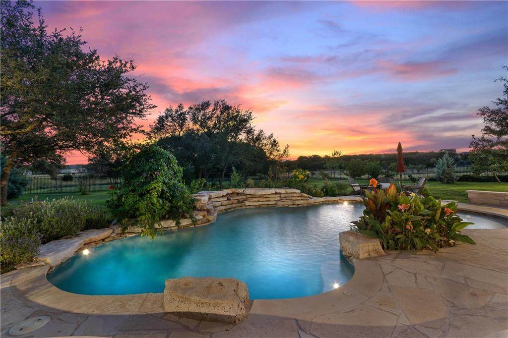 358 Linden Loop - Photo 1
