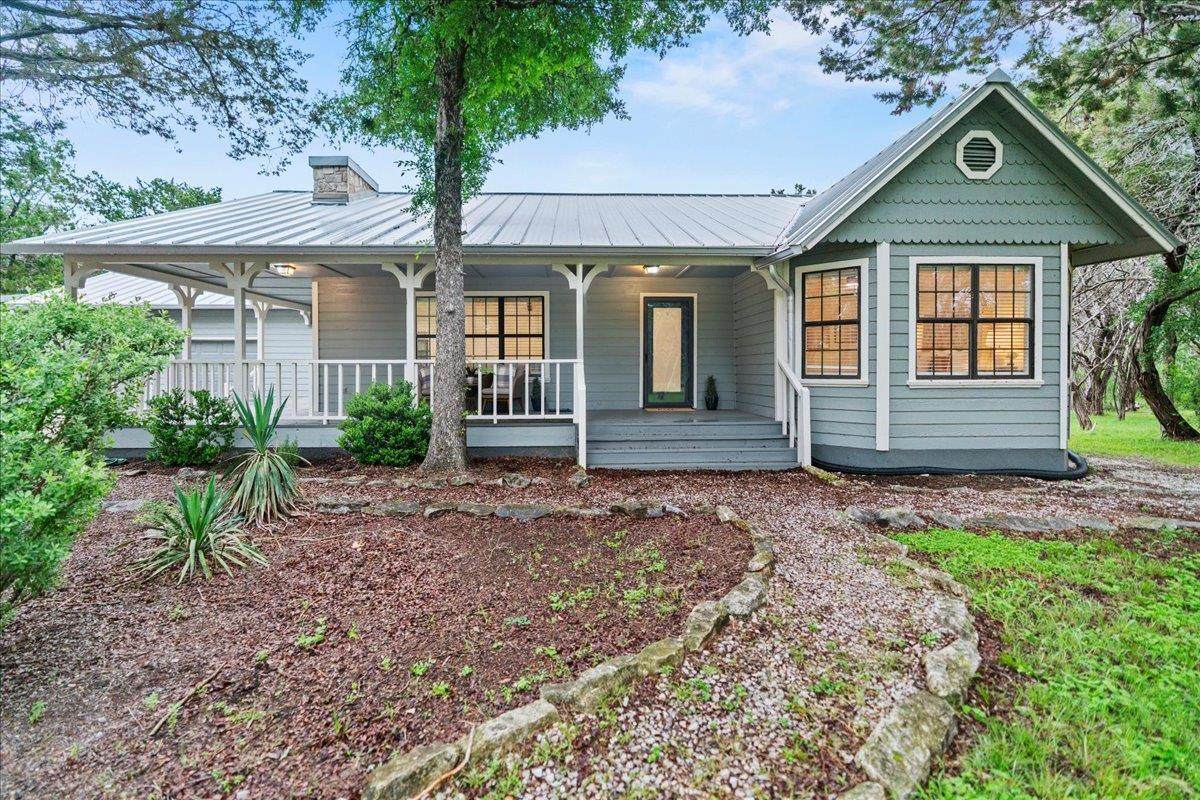 1401 Avenida Serena - Photo 1