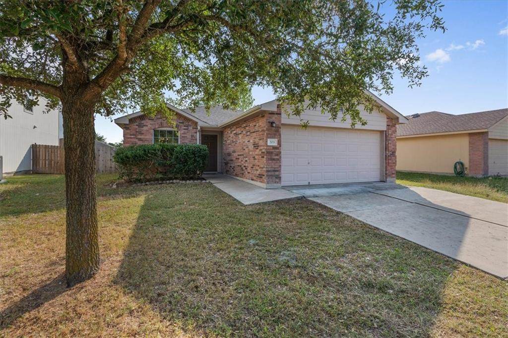 203 Wegstrom St - Photo 1