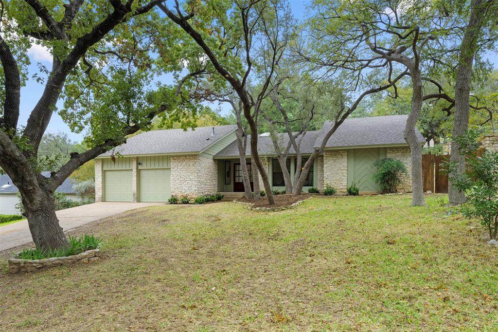 4202 Hycrest Dr - Photo 1