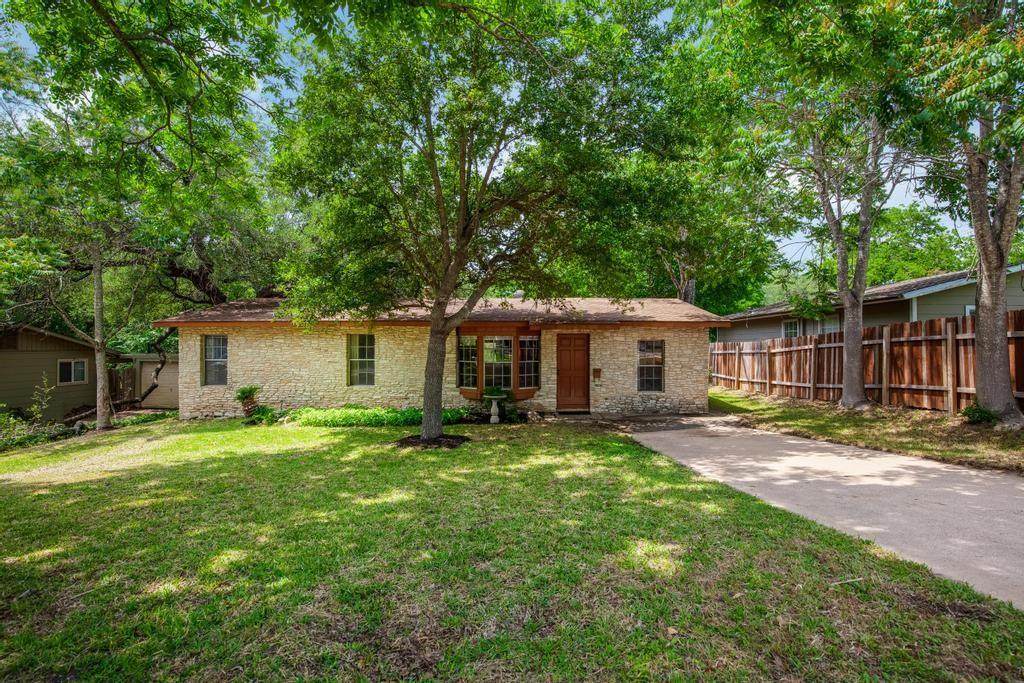 4604 Englewood Dr - Photo 1