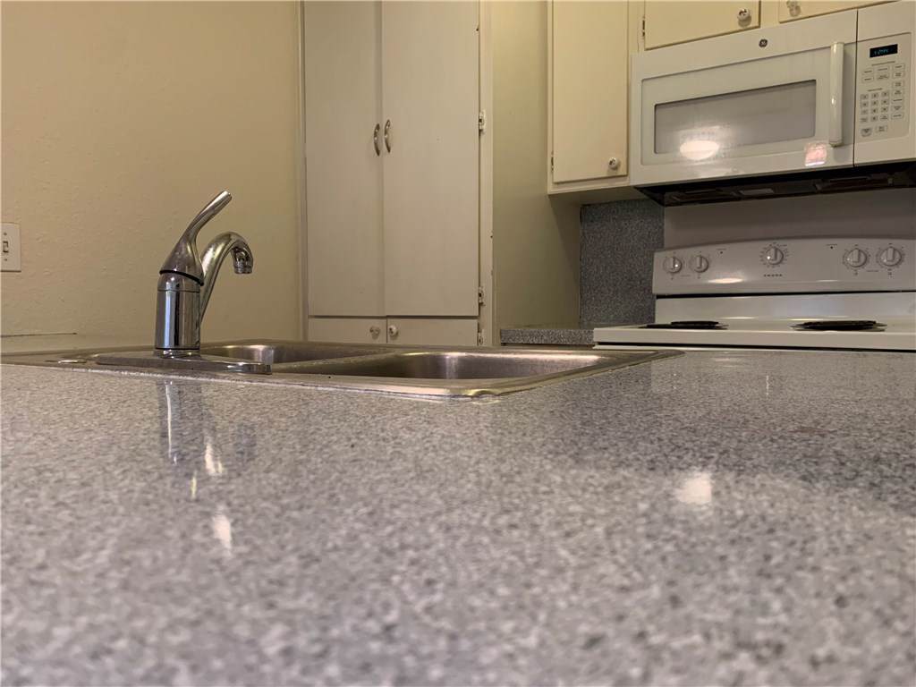 2708 1st St - Photo 1
