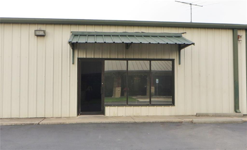 5820-C Williams Dr - Photo 1