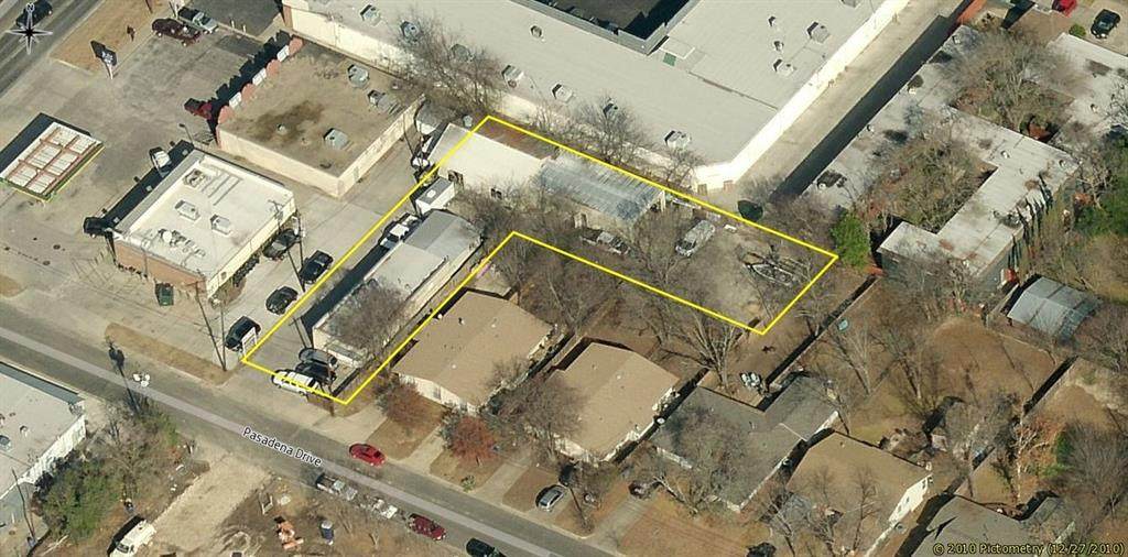 2300 Pasadena Dr - Photo 1