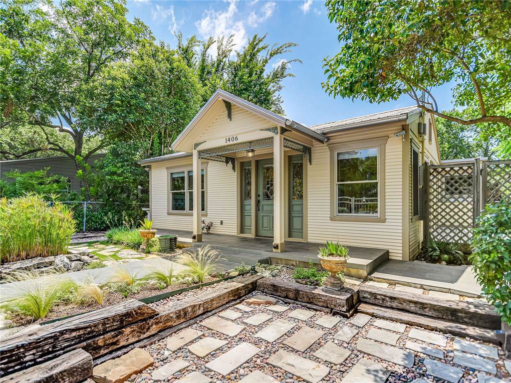 1406 Bouldin Ave - Photo 1