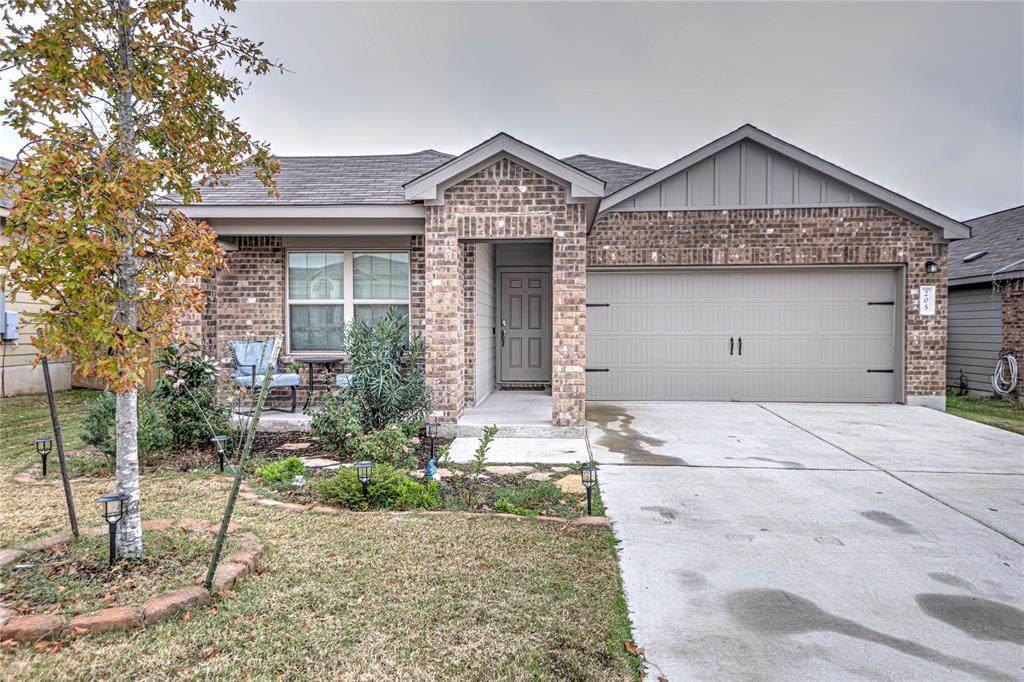 205 Cosmos Ln - Photo 1