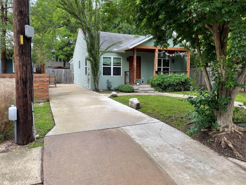 1511 Dexter St - Photo 1