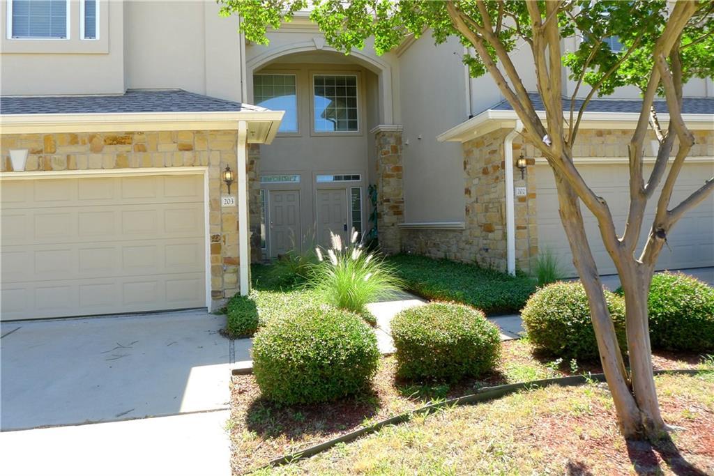 1101 Parmer Ln - Photo 1