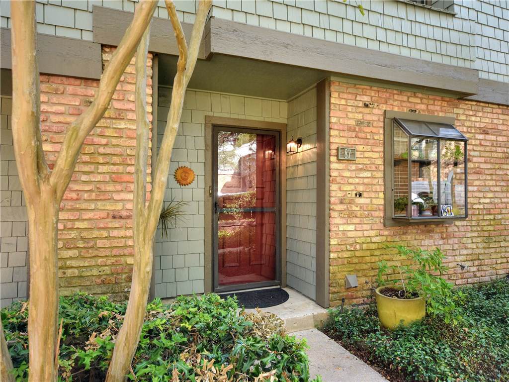 7122 Wood Hollow Dr - Photo 1