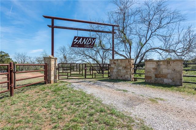1132 Ranch Road 2233 - Photo 1