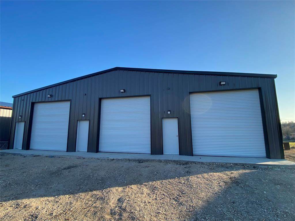 3220 Fm 2001 - Photo 1