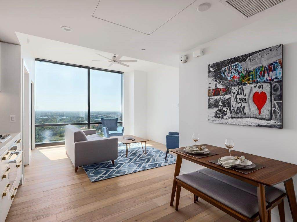 70 Rainey St - Photo 1
