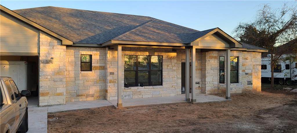 1295 Lovers Ln - Photo 1