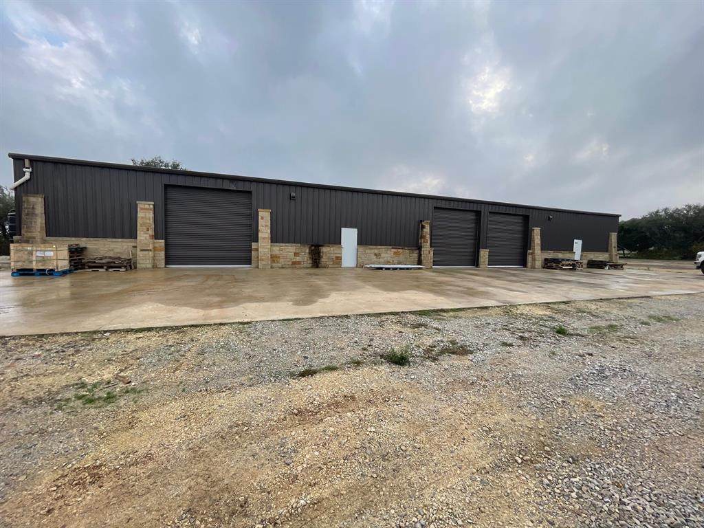 2554 Us 290 Highway - Photo 1