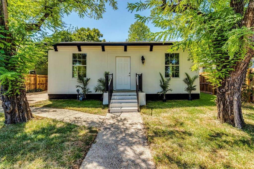 6707 Santos St - Photo 1