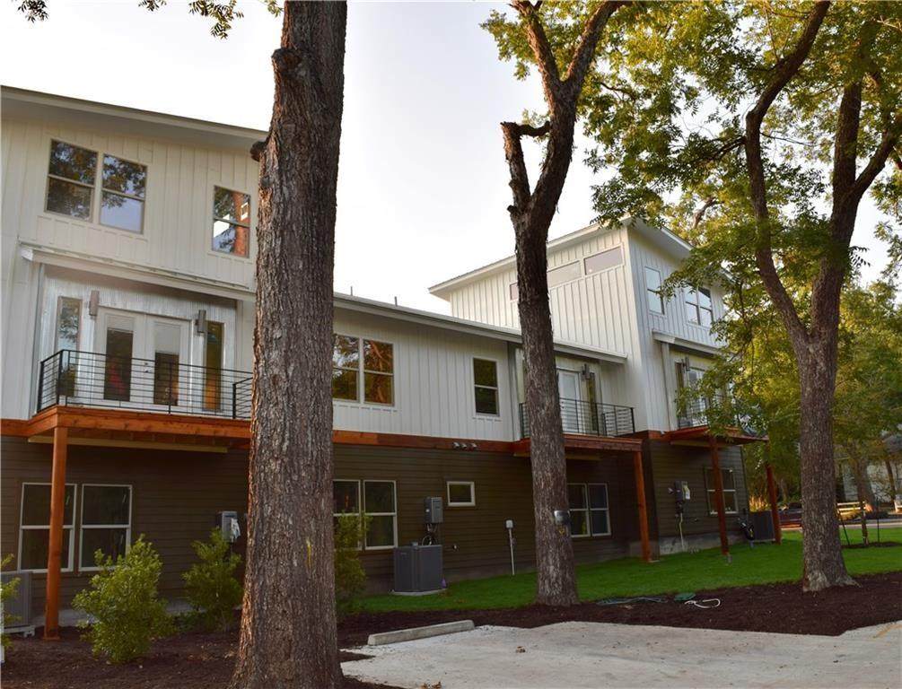 609 Elmwood Pl - Photo 1
