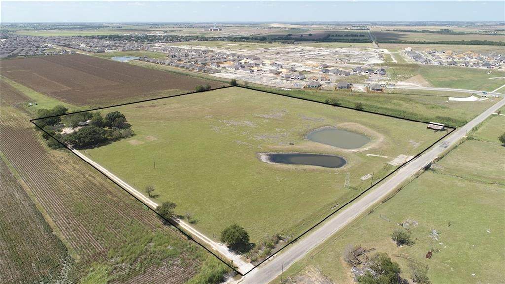 2120 County Road 132 - Photo 1