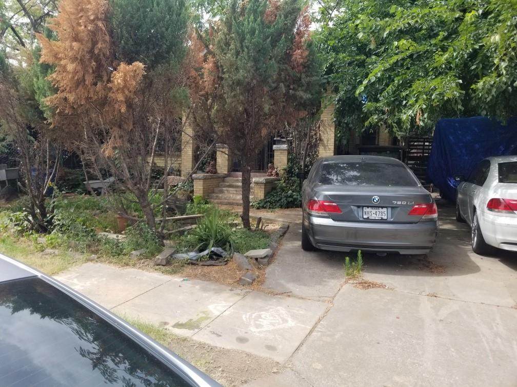 1409 Cesar Chavez Blvd - Photo 1