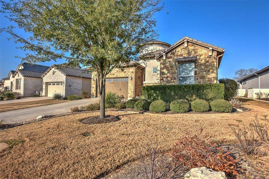 201 Grand Oaks Ln - Photo 1