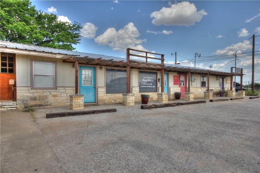 609 Young St - Photo 1