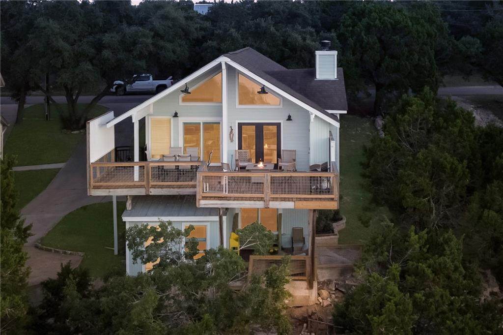 693 Riviera Dr - Photo 1