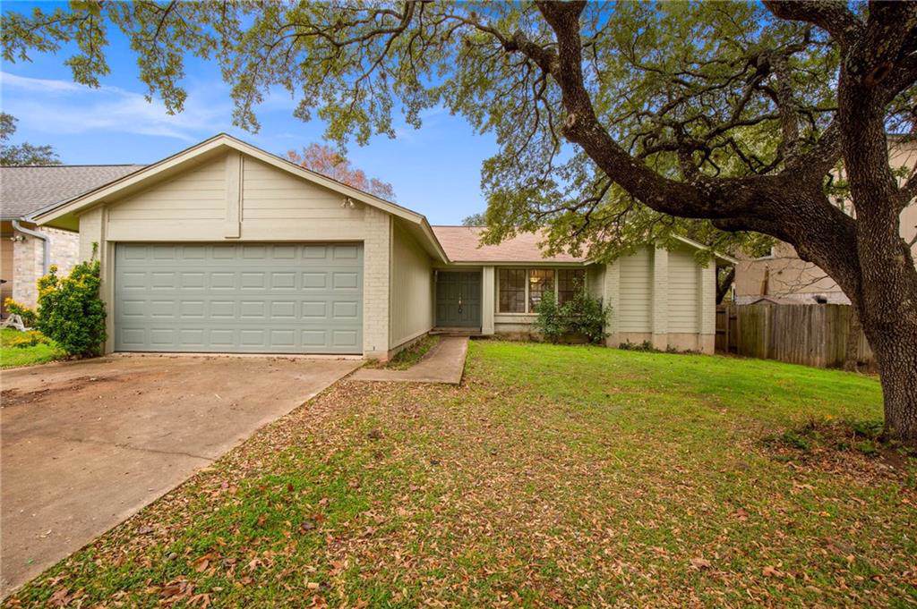 7101 Pine Bluffs Trl - Photo 1
