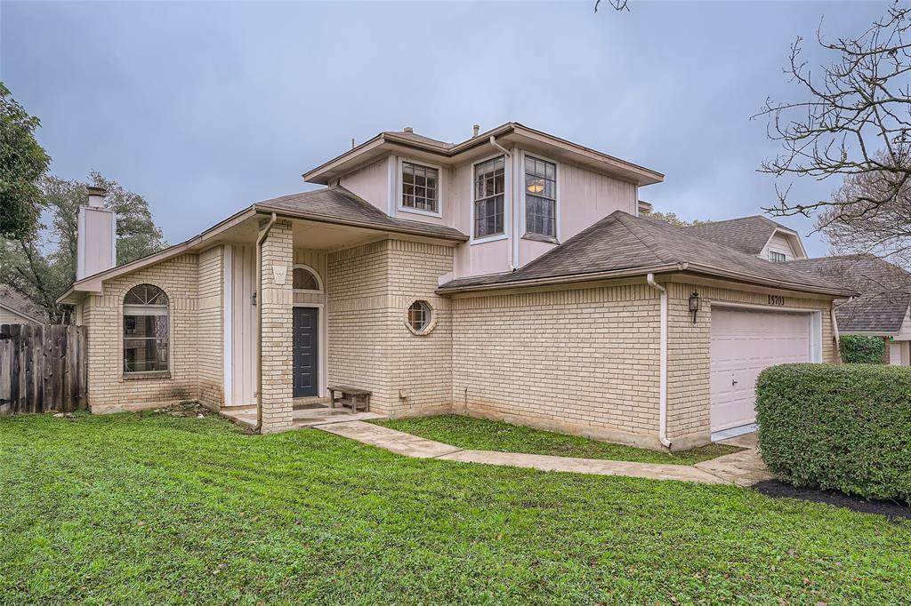 15703 De Peer Ave - Photo 1